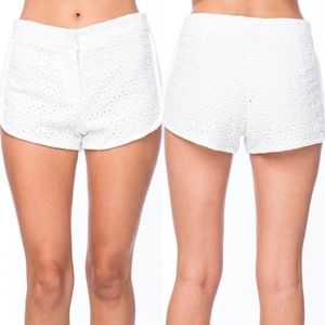 Lumière lumiere White Doily Shorts